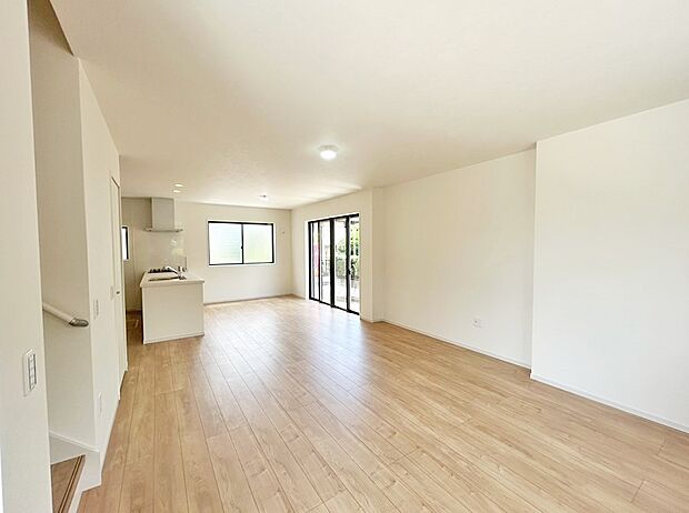 ■くつろぎと笑顔が集まる、心温まるリビング