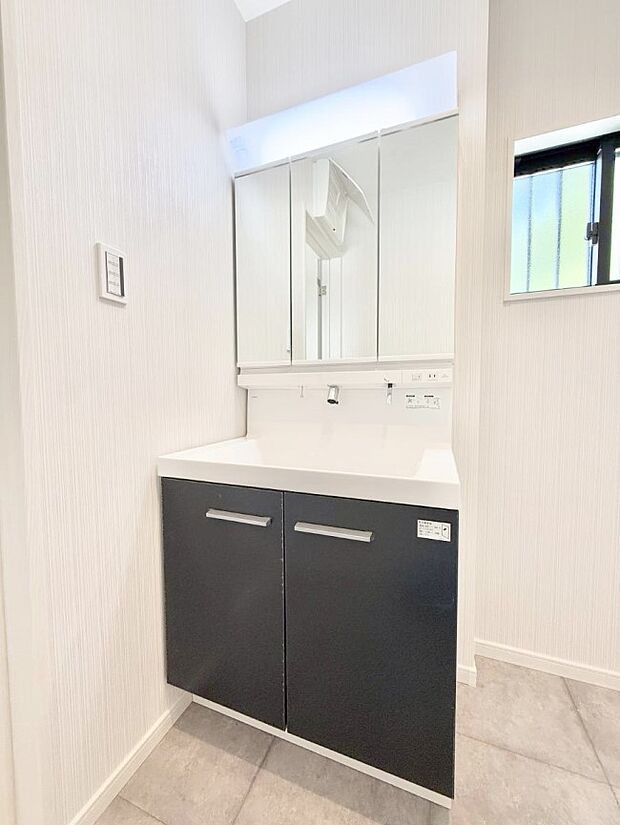 ■朝の準備がスムーズにできる広さです