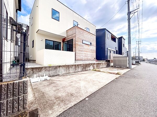 ■優雅なラインが、毎日を引き立てます