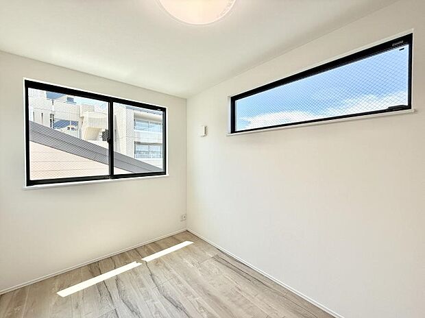 ■落ち着いた色合いのお部屋で穏やかな時間を楽しめます