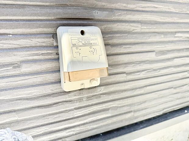 ■屋外に電源コンセントがあれば、高圧洗浄機で窓や外壁を掃除するなど便利です。