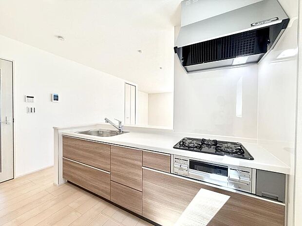 ■家族の絆を深める、温もりのあるキッチン