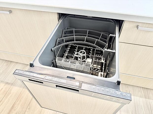 ■手間なく洗浄！食器をピカピカに仕上げてくれます