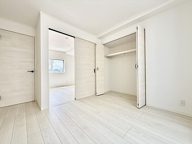 ■落ち着いた色合いのお部屋で穏やかな時間を楽しめます