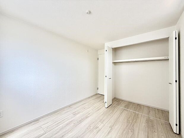 ■落ち着いた雰囲気のお部屋で心が安らぐ空間