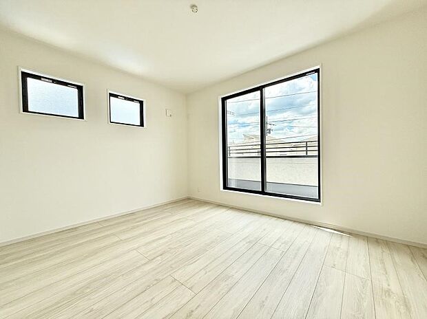 ■窓の配置や通気性の良い設計で部屋の空気がこもらず、常に新鮮な空気が流れます