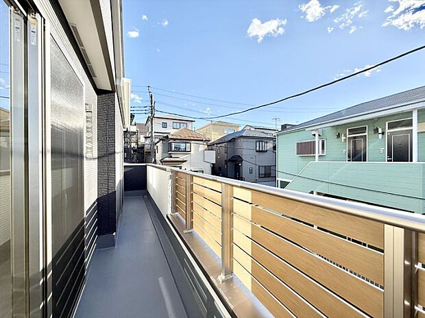 ■ 季節の移ろいを感じられる開放的な空間です