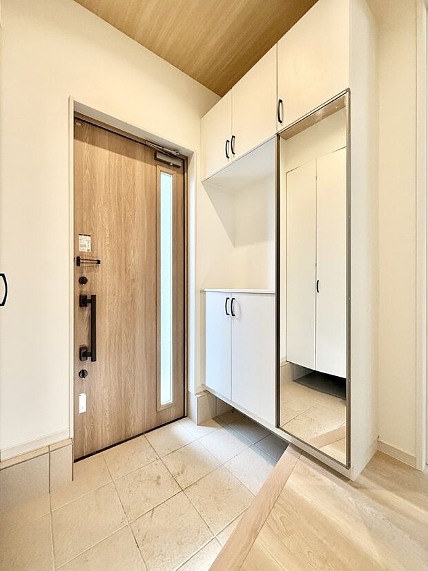 ■ ここから始まる一日、すっきり整った玄関