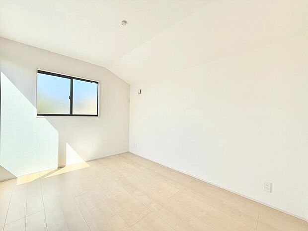 ■落ち着いた色合いのお部屋で穏やかな時間を楽しめます