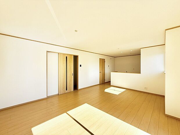 ■くつろぎと笑顔が集まる、心温まるリビング