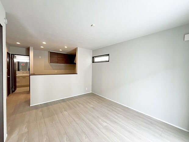 ■くつろぎと笑顔が集まる、心温まるリビング