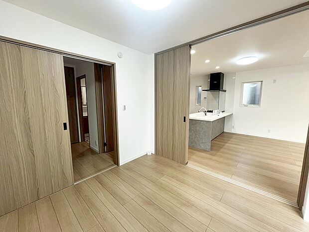 ■落ち着いた色合いのお部屋で穏やかな時間を楽しめます