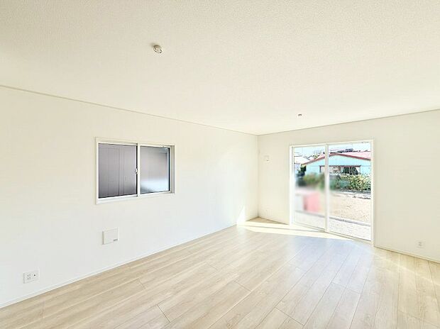 ■くつろぎと笑顔が集まる、心温まるリビング