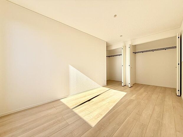 ■落ち着いた色合いのお部屋で穏やかな時間を楽しめます