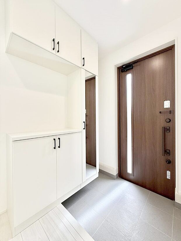 ■ ここから始まる一日、すっきり整った玄関