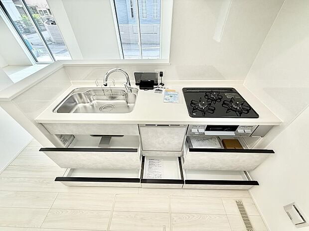 ■家族の絆を深める、温もりのあるキッチン