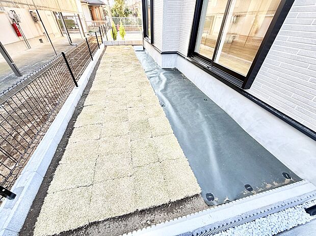 ■季節の移ろいを感じられる、落ち着いた雰囲気の屋外空間