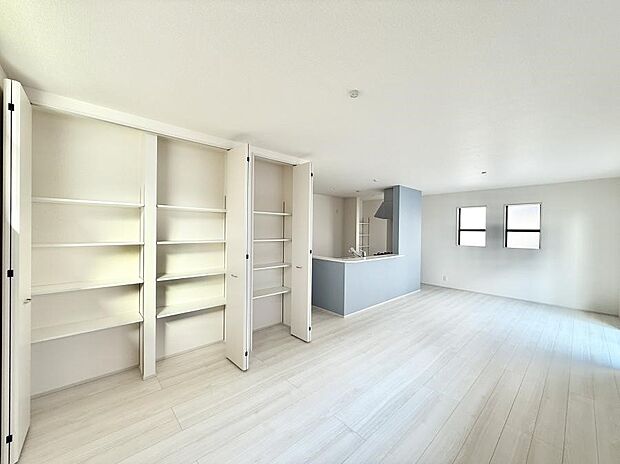 ■心落ち着く場所、ゆったり過ごせるリビング