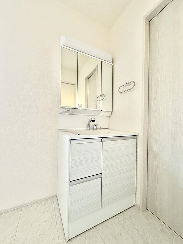 ■朝の準備がスムーズにできる広さです