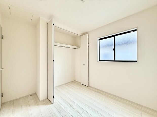 ■窓の配置や通気性の良い設計で部屋の空気がこもらず、常に新鮮な空気が流れます