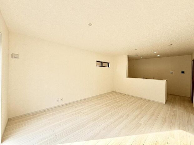 ■くつろぎと笑顔が集まる、心温まるリビング