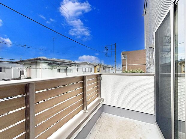 ■ 季節の移ろいを感じられる開放的な空間です