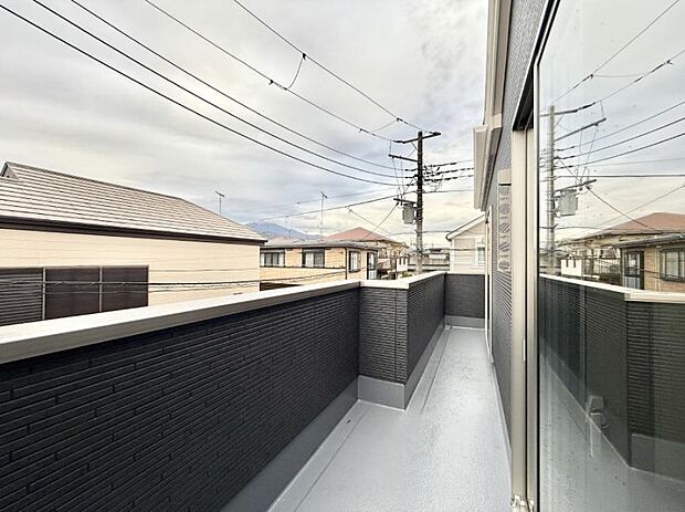 ■ 季節の移ろいを感じられる開放的な空間です