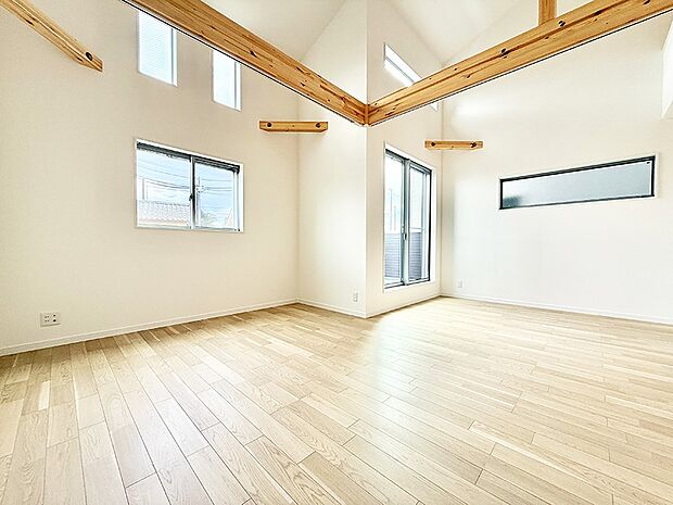 ■心落ち着く場所、ゆったり過ごせるリビング