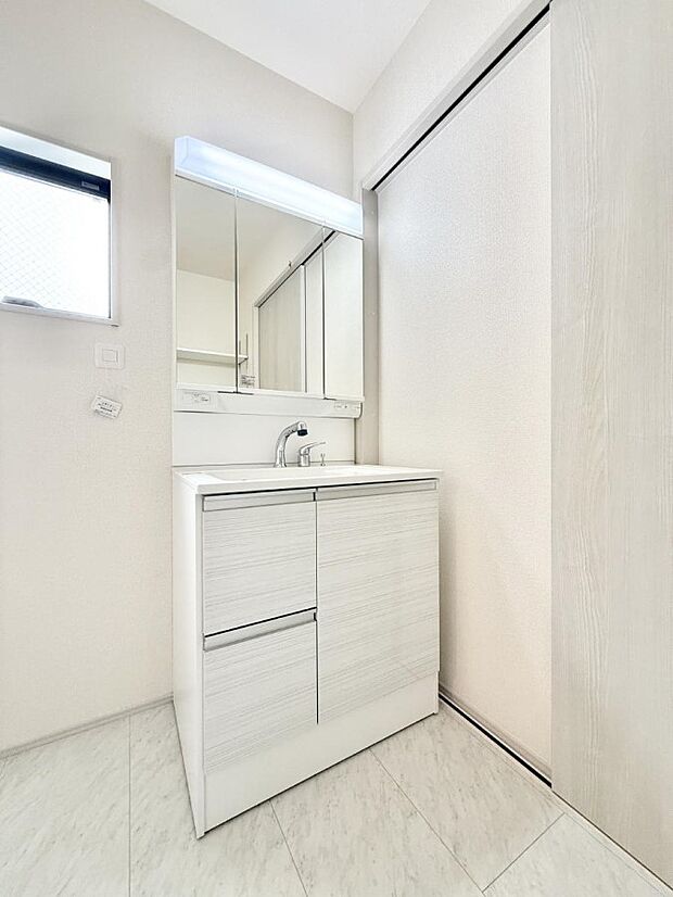 ■朝の準備がスムーズにできる広さです