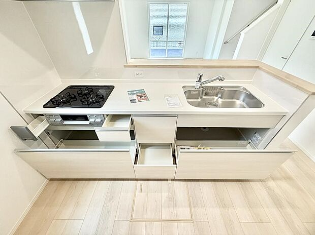 ■料理がもっと楽しくなる、快適なキッチン空間