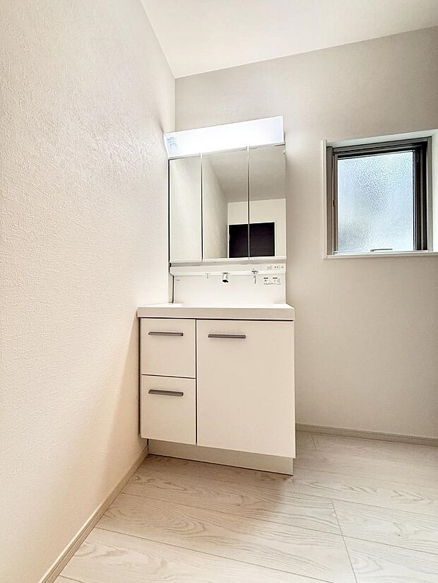 ■朝の準備がスムーズにできる広さです