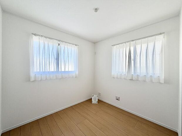 ■落ち着いた色合いのお部屋で穏やかな時間を楽しめます