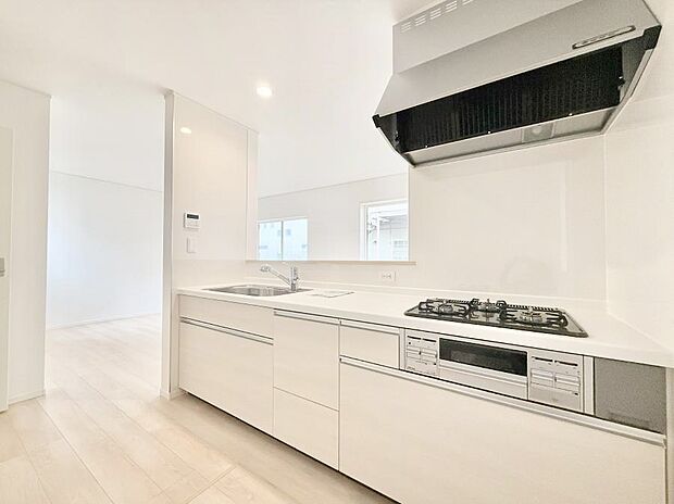 ■シンプルで美しく心地よい時間を生むキッチン空間