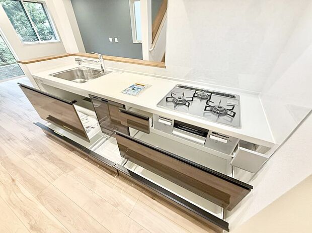 ■美味しい時間が生まれる、笑顔あふれるキッチン