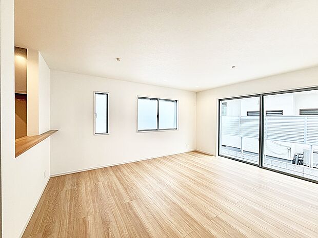 ■くつろぎと笑顔が集まる、心温まるリビング