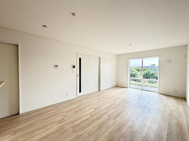 ■心落ち着く場所、ゆったり過ごせるリビング