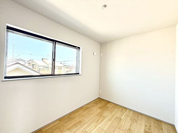 ■落ち着いた色合いのお部屋で穏やかな時間を楽しめます