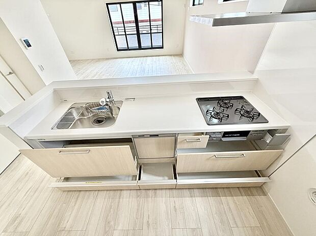 ■美味しい時間が生まれる、笑顔あふれるキッチン