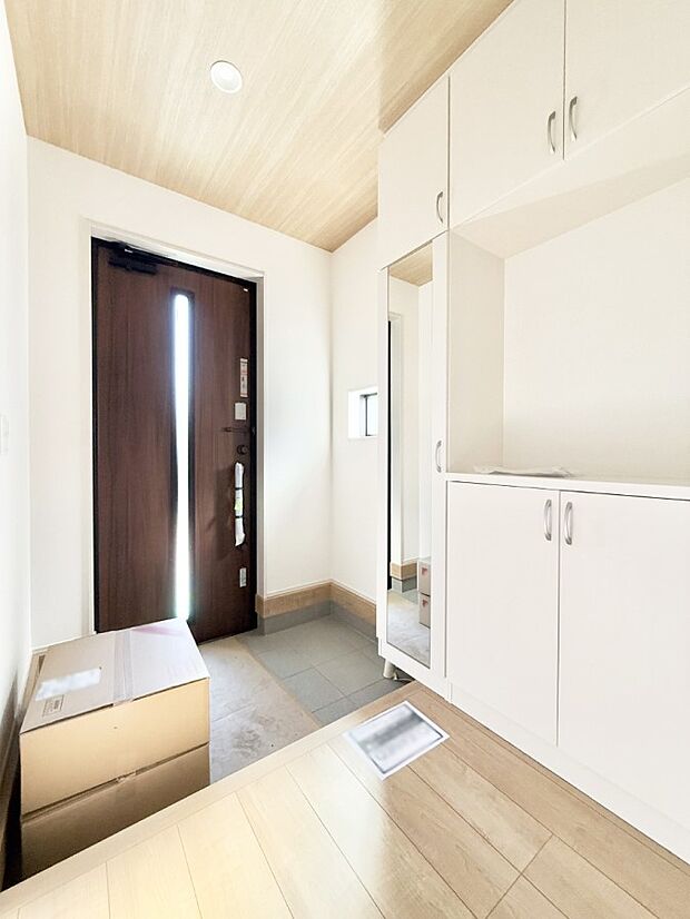 ■玄関はお家の顔!おしゃれな玄関でお客様をお迎え!