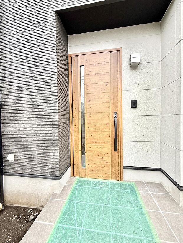 ■ 心地よい暮らしへとつながる、温かい玄関