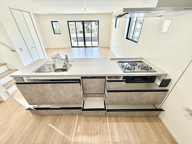 ■料理がもっと楽しくなる、快適なキッチン空間