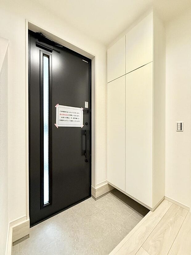 ■ シンプルで美しく、快適な暮らしの入り口