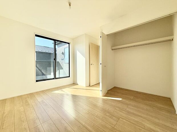 ■窓の配置や通気性の良い設計で部屋の空気がこもらず、常に新鮮な空気が流れます