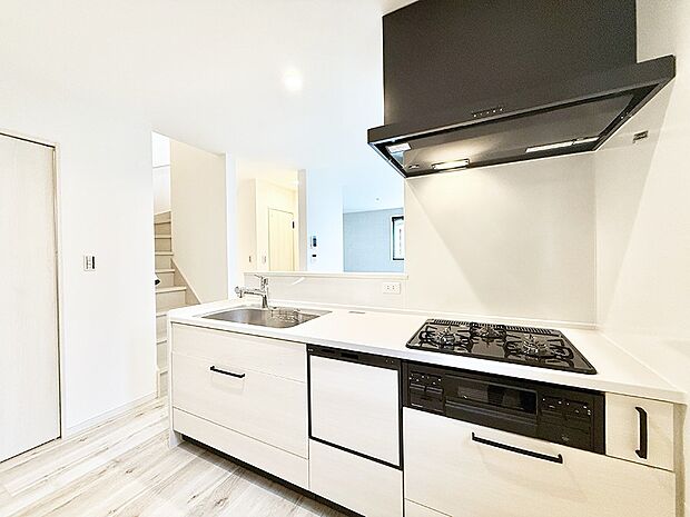 ■シンプルで機能的、毎日使いやすいキッチン