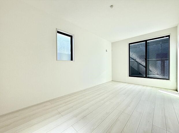 ■落ち着いた雰囲気のお部屋で心が安らぐ空間