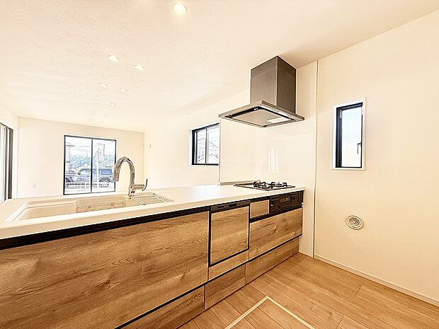 ■家族の絆を深める、温もりのあるキッチン