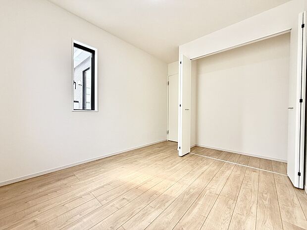 ■落ち着いた色合いのお部屋で穏やかな時間を楽しめます