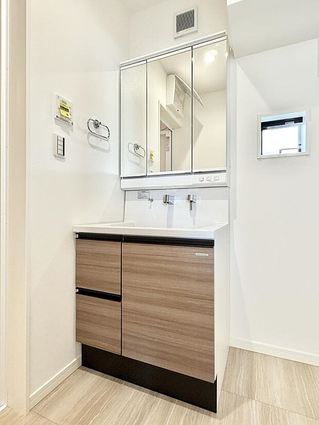 ■朝の準備がスムーズにできる広さです