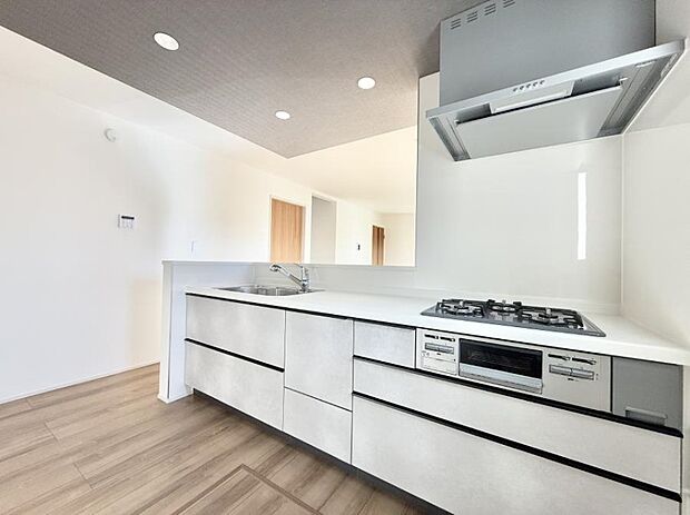 ■美味しい時間が生まれる、笑顔あふれるキッチン