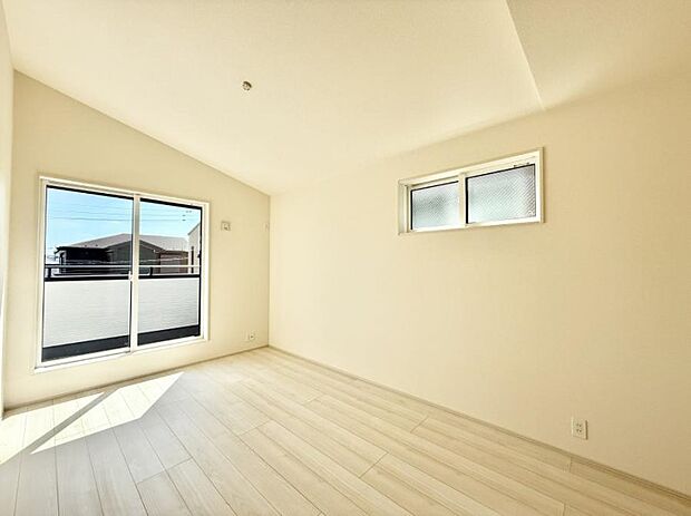 ■落ち着いた色合いのお部屋で穏やかな時間を楽しめます